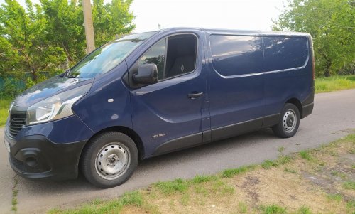 микроавтобусы Renault Trafic